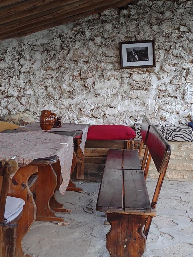 Guest House Viola Ezerets Buitenkant foto
